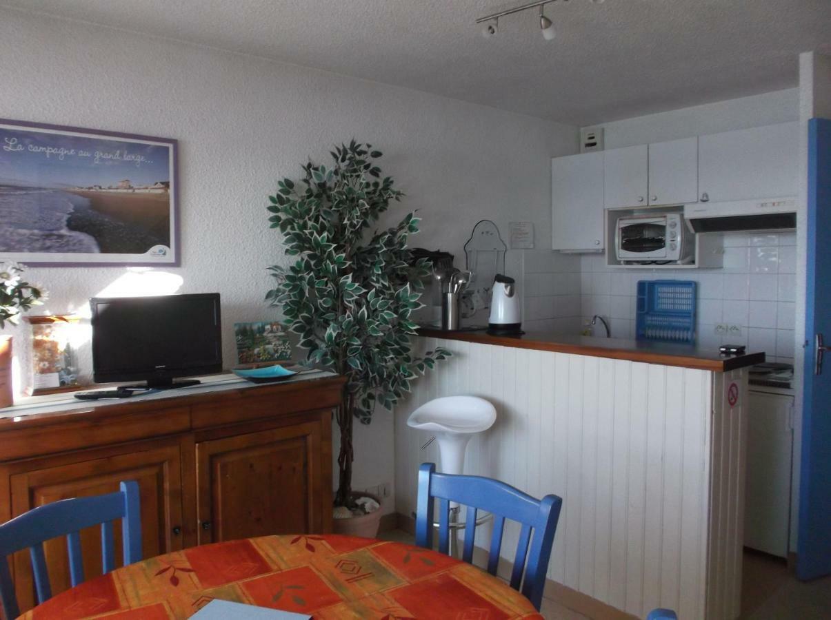 Residence Les Oyats Jullouville-les-Pins Eksteriør billede