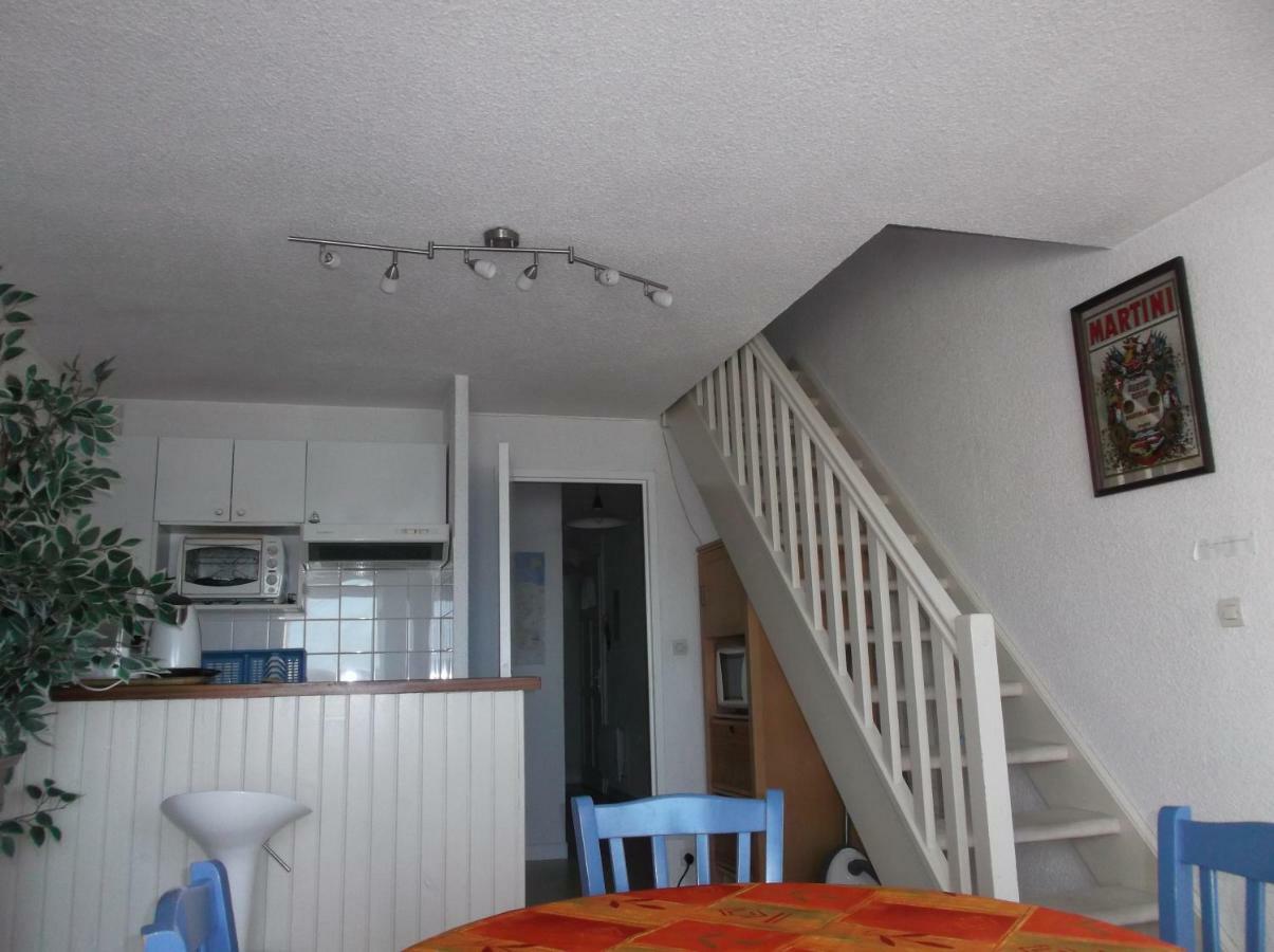 Residence Les Oyats Jullouville-les-Pins Eksteriør billede